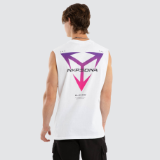 Nena and Pasadena Finest Relaxed Muscle White