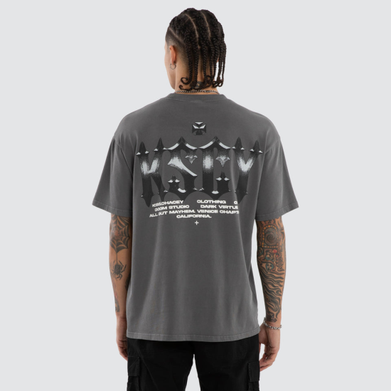 Kiss Chacey Chrome Relaxed Tee Pigment Charcoal